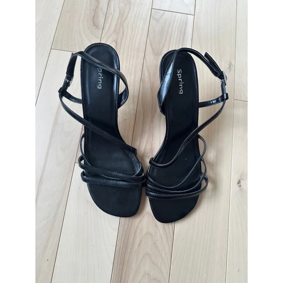 Vintage SPRING Y2K Black Strappy Sandals – Kitten Heel, Minimal 2000s - Picture 2 of 6